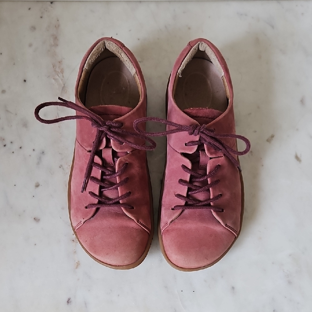 BIRKENSTOCK: Rose Pink Soft Suede Nubuck Albany Shoes